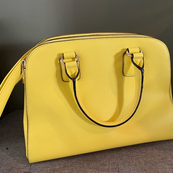 Like-new yellow Aldo bag- used once! - Picture 2 of 3